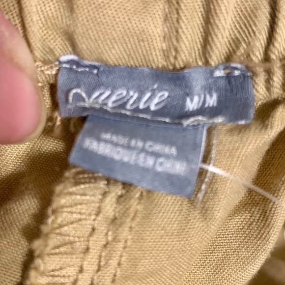 NWT Aerie Pull On Cargo Pants Khaki Tan Size Medium - Picture 11 of 13